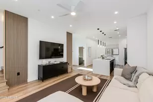 4220 N 32nd St, Phoenix, AZ 85018 - Photo 3