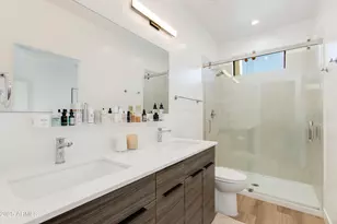 4220 N 32nd St, Phoenix, AZ 85018 - Photo 11