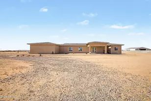 849 N Shannon Pl, Casa Grande, AZ 85193 - Photo 1