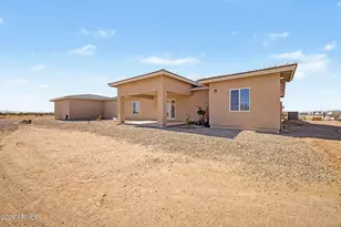 849 N Shannon Pl, Casa Grande, AZ 85193 - Photo 3