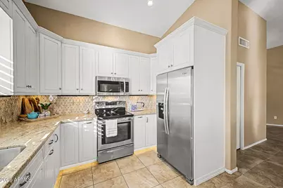14877 W Verde Lane, Goodyear, AZ 85395 - Photo 13