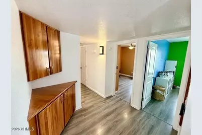 3164 W Meadow Drive, Phoenix, AZ 85053 - Photo 37
