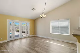 902 W Sequoia Dr, Phoenix, AZ 85027 - Photo 13