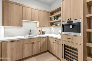 3415 N 47th Pl, Phoenix, AZ 85018 - Photo 13