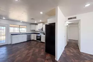 2702 W Carter Dr, Tempe, AZ 85282 - Photo 7