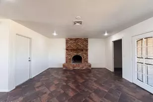 2702 W Carter Dr, Tempe, AZ 85282 - Photo 3