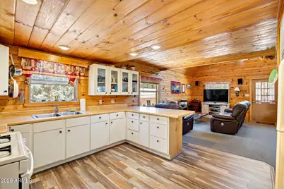 2118 Bluejay Road, Overgaard, AZ 85933 - Photo 11