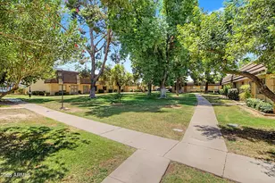1611 E Newport Dr, Tempe, AZ 85282 - Photo 3