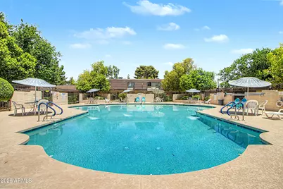1611 E Newport Drive, Tempe, AZ 85282 - Photo 33
