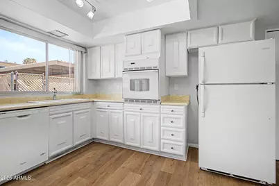 1611 E Newport Drive, Tempe, AZ 85282 - Photo 17