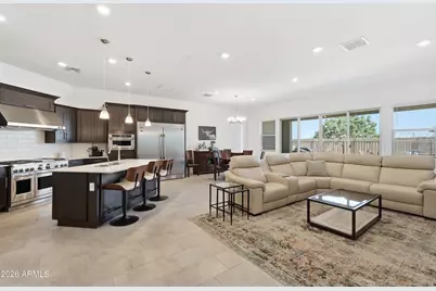 2522 E Pleasant Lane, Phoenix, AZ 85042 - Photo 5