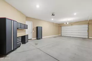 2522 E Pleasant Ln, Phoenix, AZ 85042 - Photo 47