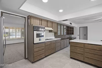 10134 W Signal Butte Circle, Sun City, AZ 85373 - Photo 15