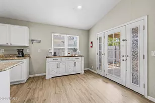 1352 S Portland Ave, Gilbert, AZ 85296 - Photo 13