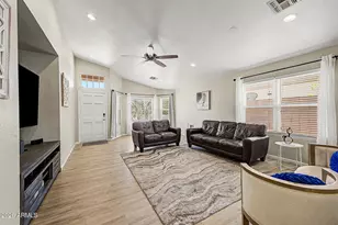 1352 S Portland Ave, Gilbert, AZ 85296 - Photo 5