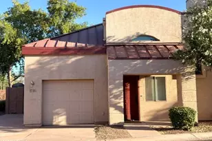 1015 S Val Vista Dr, Mesa, AZ 85204 - Photo 1