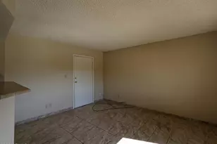 3535 W Tierra Buena Ln, Phoenix, AZ 85053 - Photo 7