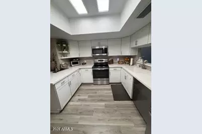 2701 E Cactus Road, Phoenix, AZ 85032 - Photo 23