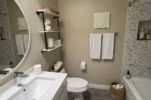 2701 E Cactus Rd, Phoenix, AZ 85032 - Photo 15