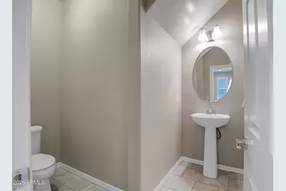 2252 S Basmath Lane, Gilbert, AZ 85295 - Photo 19