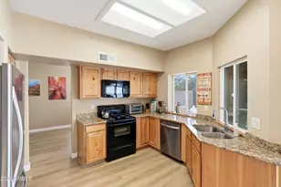 4578 W Shannon St, Chandler, AZ 85226 - Photo 7