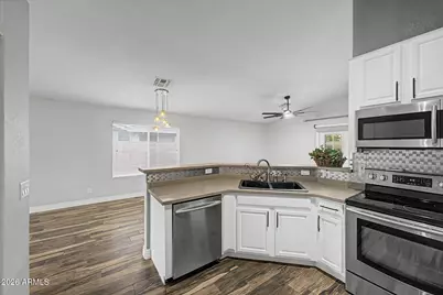 16036 N 11th Avenue #1058, Phoenix, AZ 85023 - Photo 35