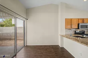 1014 W Leah Ln, Gilbert, AZ 85233 - Photo 13