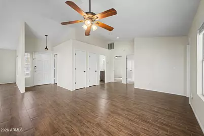 1014 W Leah Lane, Gilbert, AZ 85233 - Photo 9
