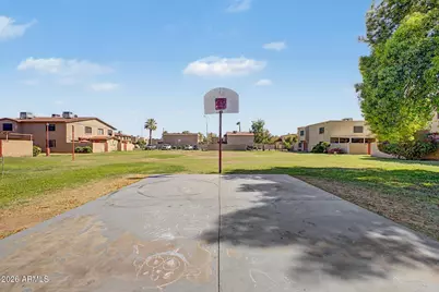 4107 W Wonderview Road, Phoenix, AZ 85019 - Photo 35