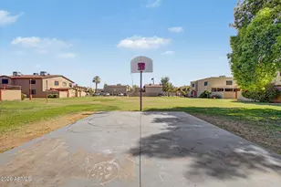 4107 W Wonderview Rd, Phoenix, AZ 85019 - Photo 35