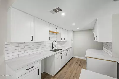 4107 W Wonderview Road, Phoenix, AZ 85019 - Photo 13