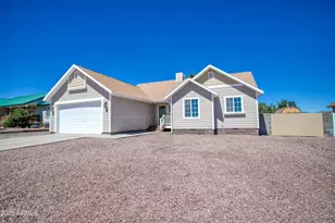 140 N Divot Dr, Eagar, AZ 85925 - Photo 3