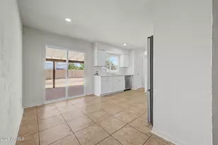 4213 W Sunnyside Ave, Phoenix, AZ 85029 - Photo 11