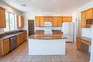 9029 W Yukon Dr, Peoria, AZ 85382 - Photo 11
