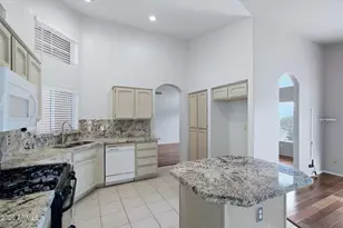 15251 W Verde Ln, Goodyear, AZ 85395 - Photo 13
