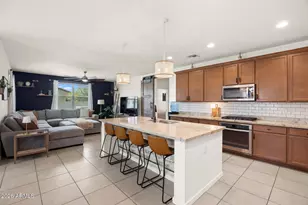 18759 W Yucatan Dr, Surprise, AZ 85388 - Photo 11