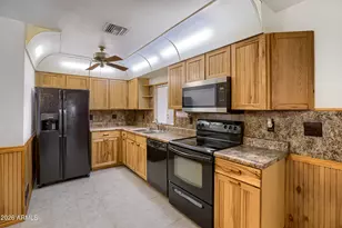 3823 W Greenway Rd, Phoenix, AZ 85053 - Photo 9
