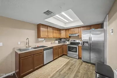 4545 N 67th Avenue #1429, Phoenix, AZ 85033 - Photo 11