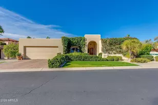 6112 N 31st Pl, Phoenix, AZ 85016 - Photo 1