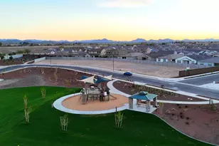 17437 W Illini St, Goodyear, AZ 85338 - Photo 37
