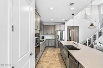 25313 N 164th Drive, Surprise, AZ 85387 - Photo 13