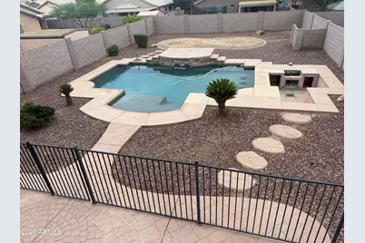 15587 W Gross Avenue, Goodyear, AZ 85338 - Photo 9