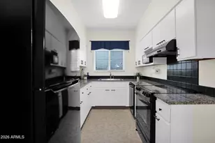 1935 W Morten Ave, Phoenix, AZ 85021 - Photo 9