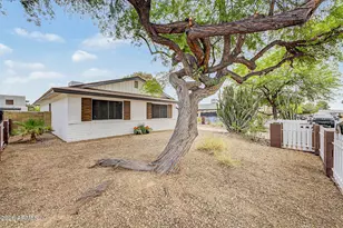 2234 E Paradise Dr, Phoenix, AZ 85028 - Photo 3