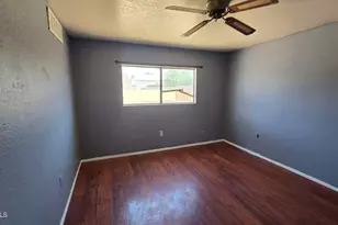 604 W Emelita Ave, Mesa, AZ 85210 - Photo 17