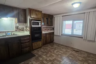 10201 N 99th Ave, Peoria, AZ 85345 - Photo 11