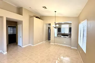 6329 W Preston Ln, Phoenix, AZ 85043 - Photo 7