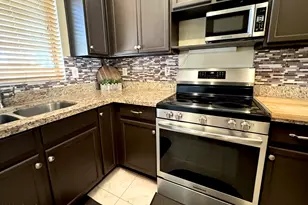 6329 W Preston Ln, Phoenix, AZ 85043 - Photo 11