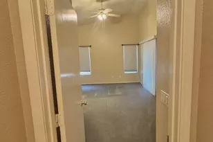 6329 W Preston Ln, Phoenix, AZ 85043 - Photo 17