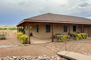 4757 E Dead Coyote Ln, Hereford, AZ 85615 - Photo 13